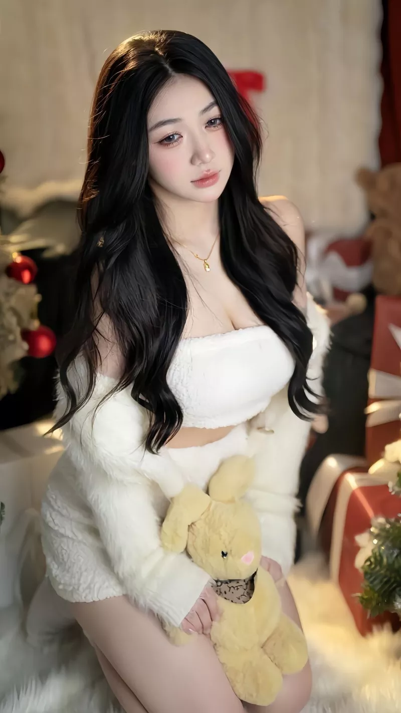 Trần Hà Linh trong concept chụp ảnh tối giản