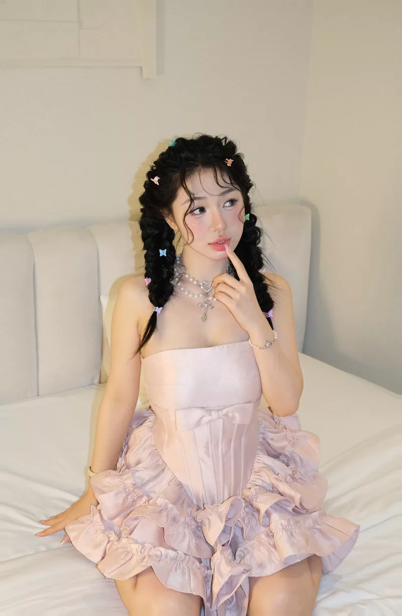 Trần Hà Linh trong bộ ảnh mới nhất