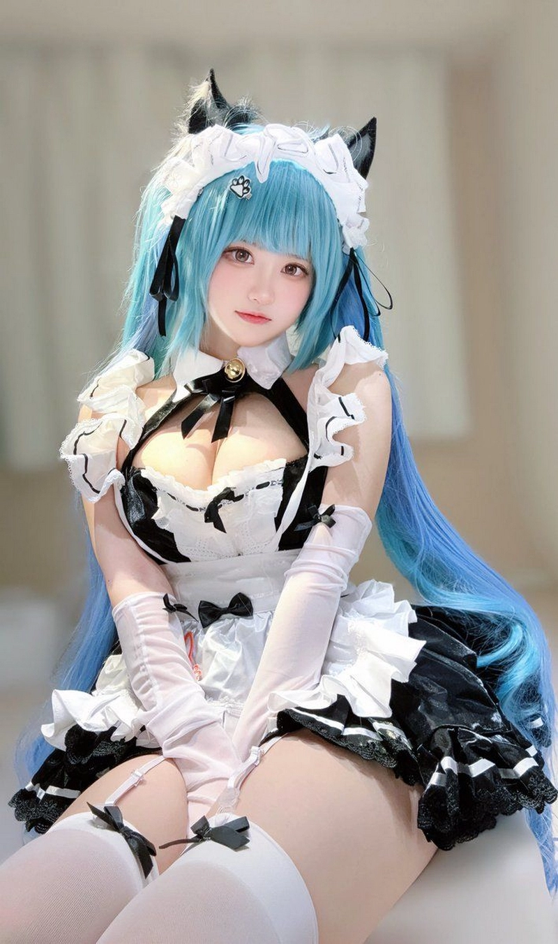 hình cosplay hầu gái 14