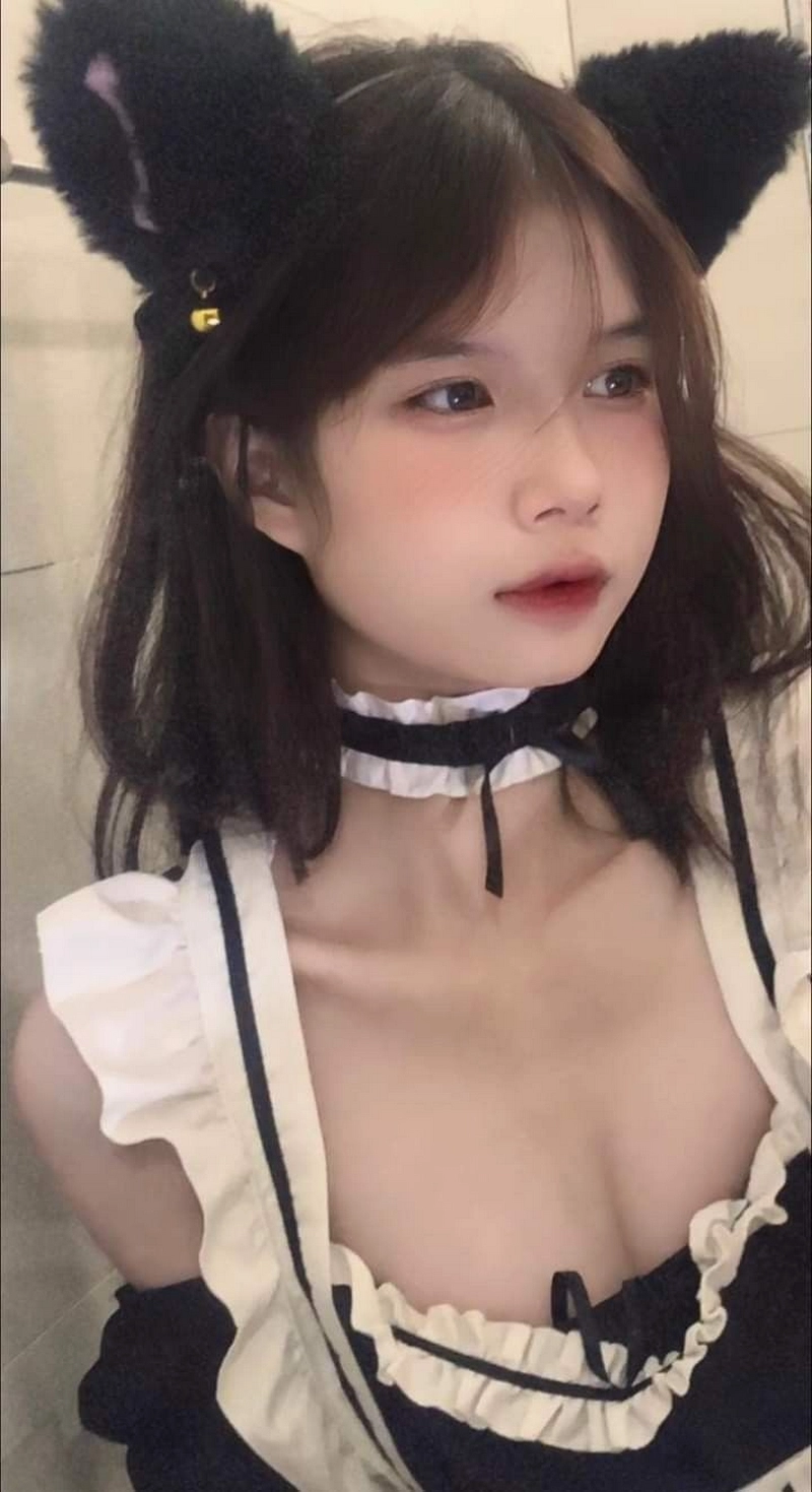 hình cosplay hầu gái 28