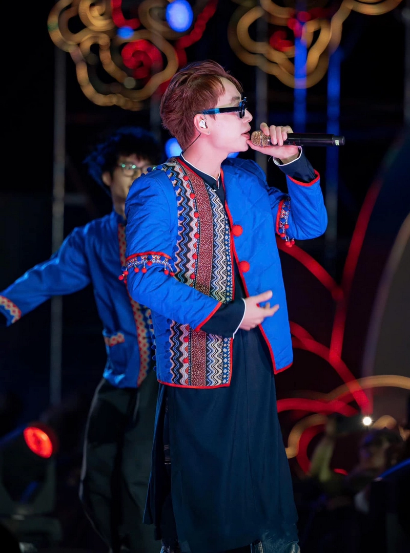 hình nền double 2T 40