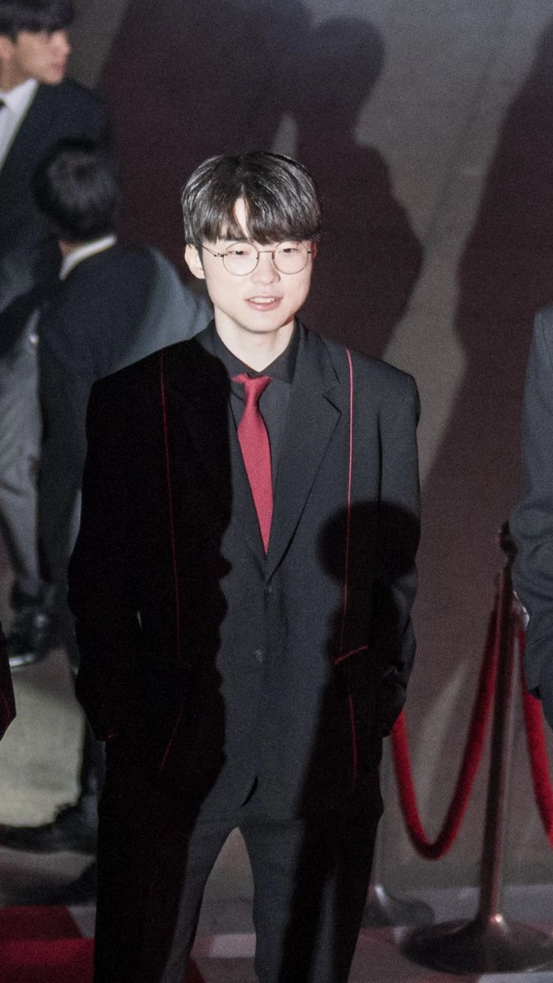 hình nền faker 41