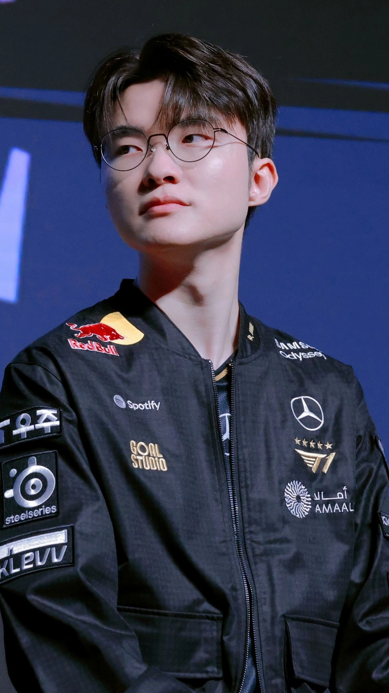 hình nền faker 45