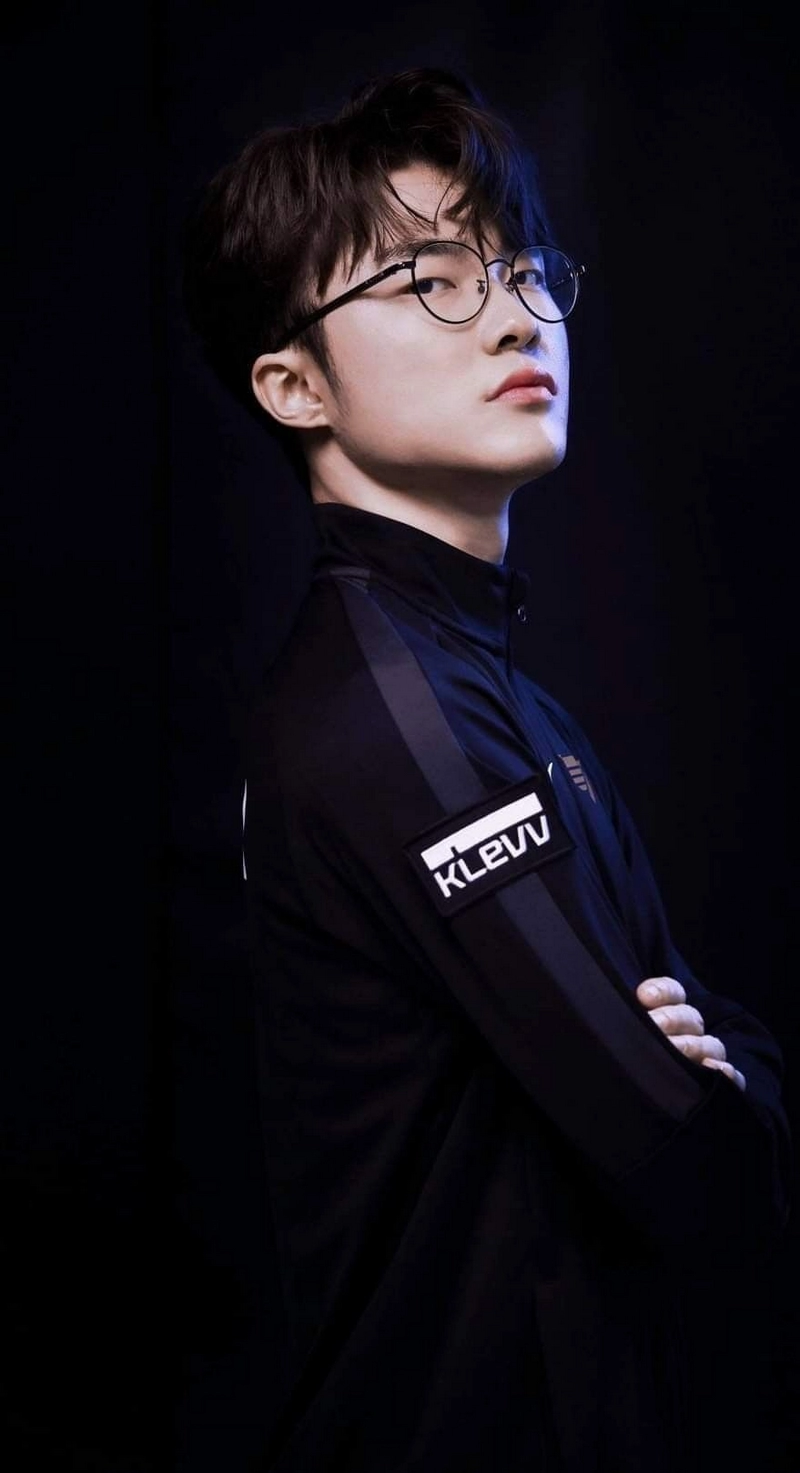 hình nền faker 47