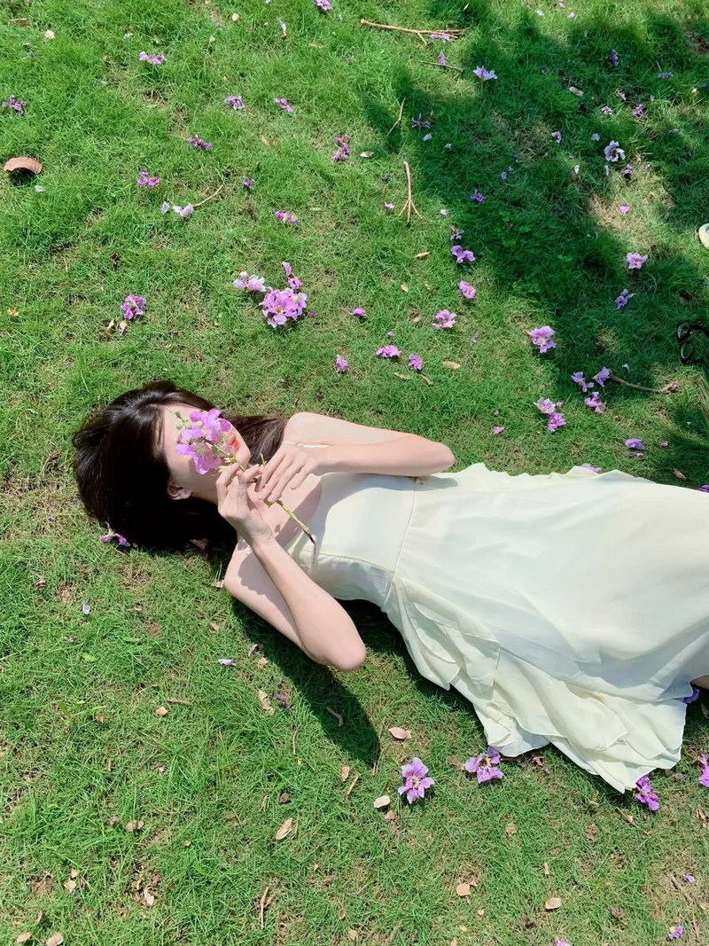 ảnh gái xinh che mặt 3