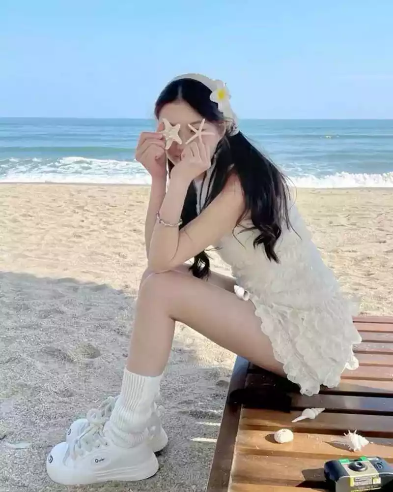 ảnh gái xinh che mặt 41