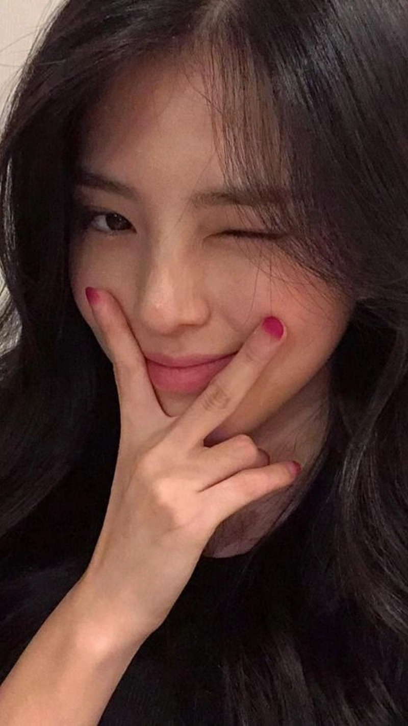 hình nền han so-hee 21