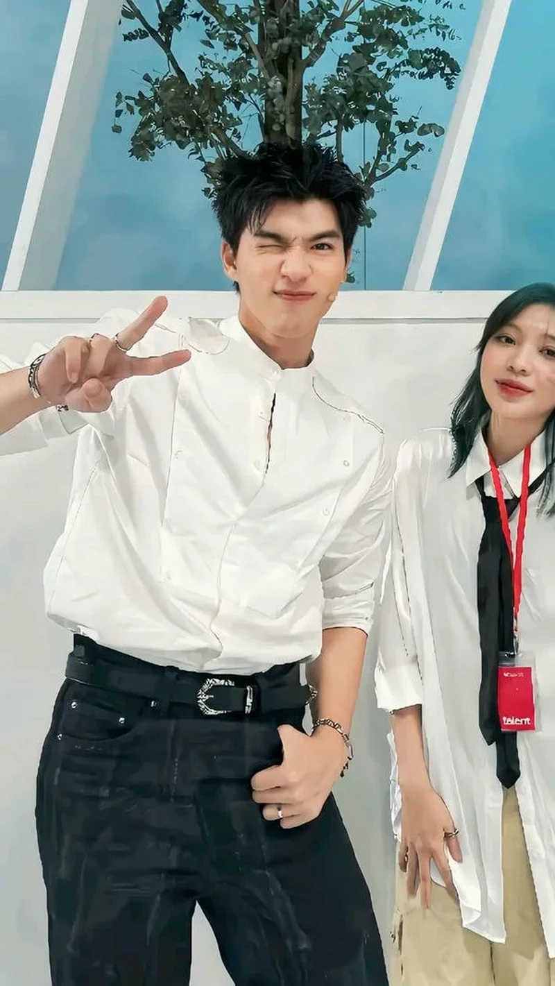 hình nền hieuthuhai 36