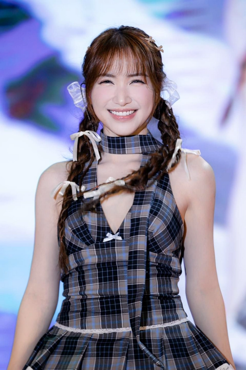 hình nền hòa minzy 45