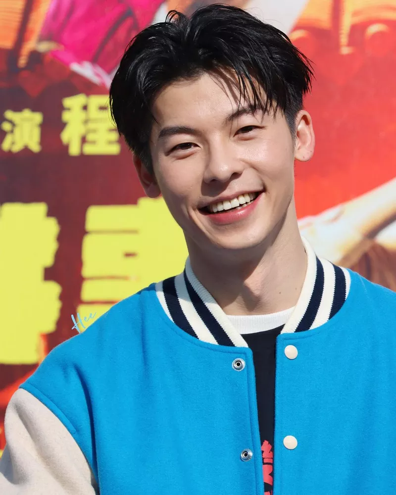 hình nền hứa quang hán 29