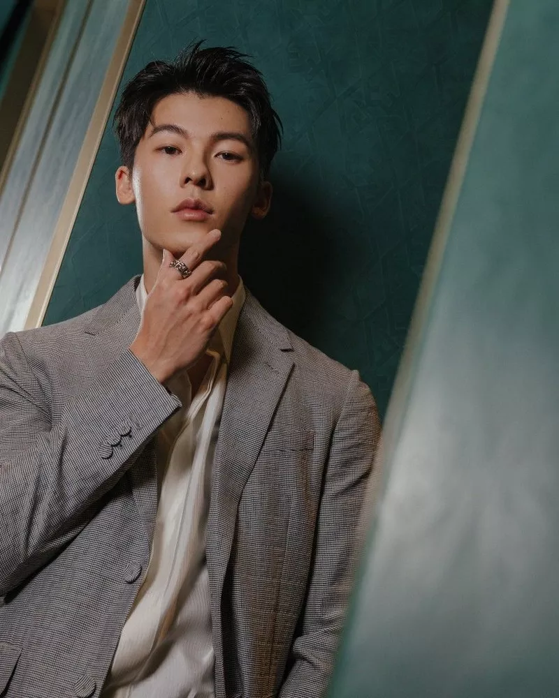 hình nền hứa quang hán 38