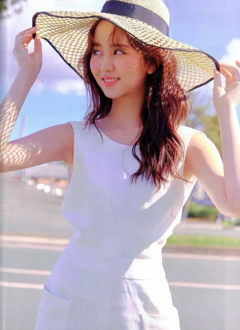 hình nền kim so hyun 14