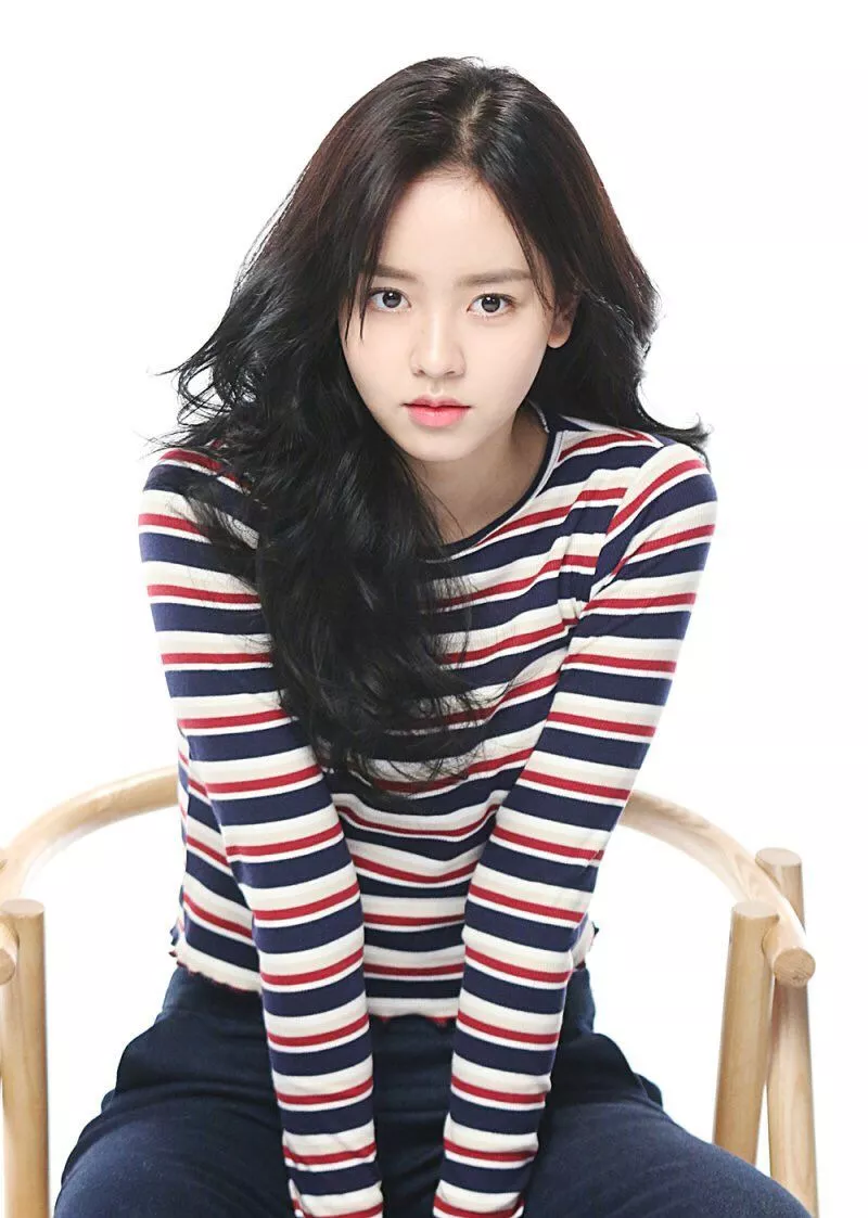 hình nền kim so hyun 21