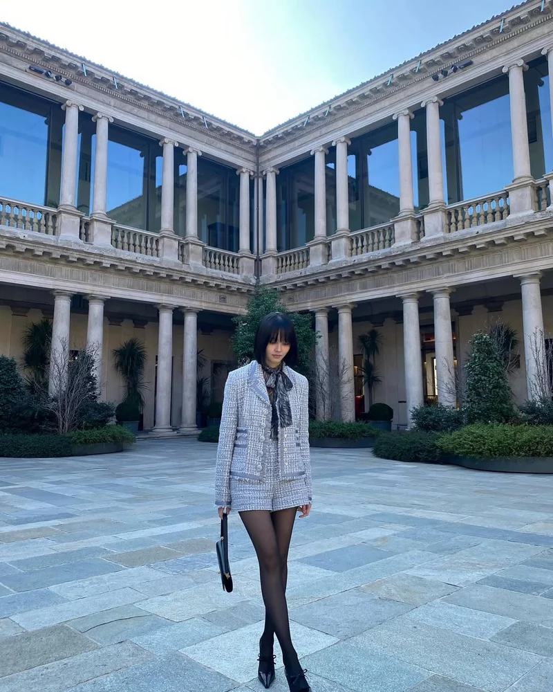 hình nền kim so hyun 26