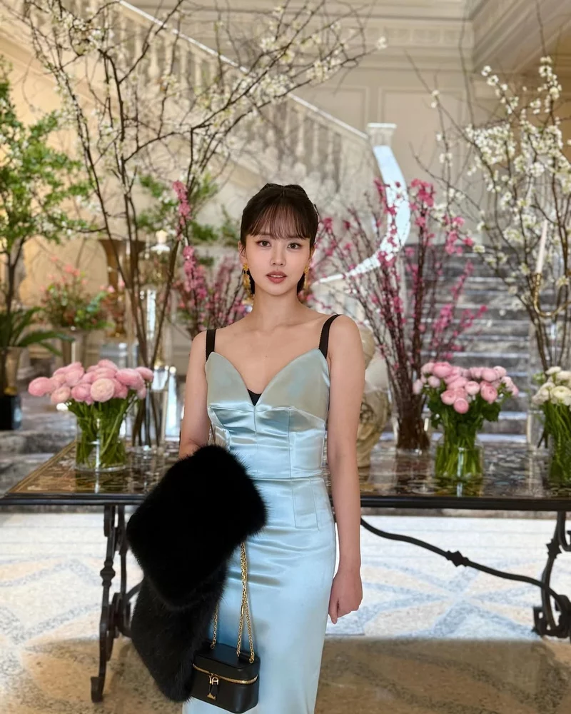 hình nền kim so hyun 27