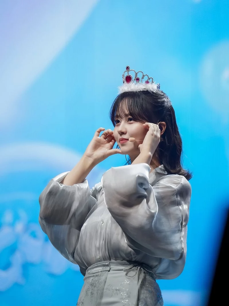 hình nền kim so hyun 35