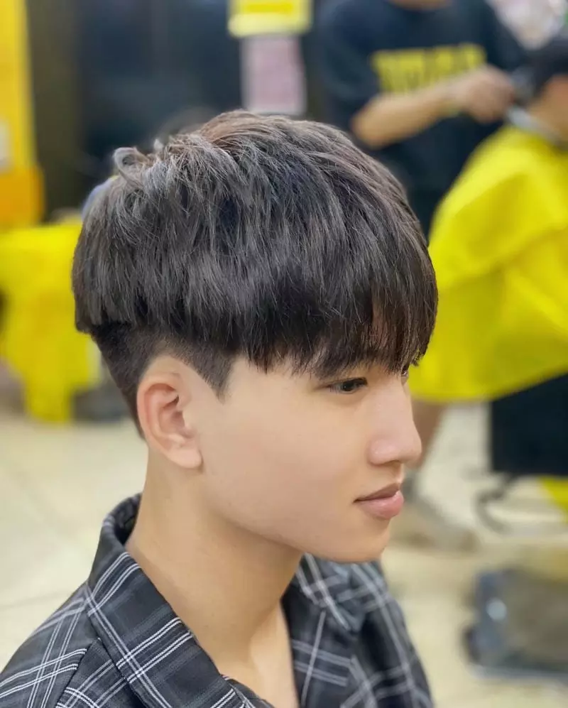 kiểu tóc layer bung 1