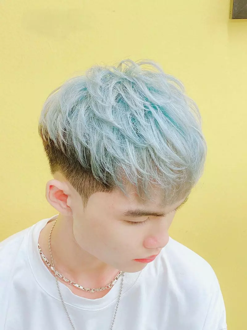 kiểu tóc layer bung 10