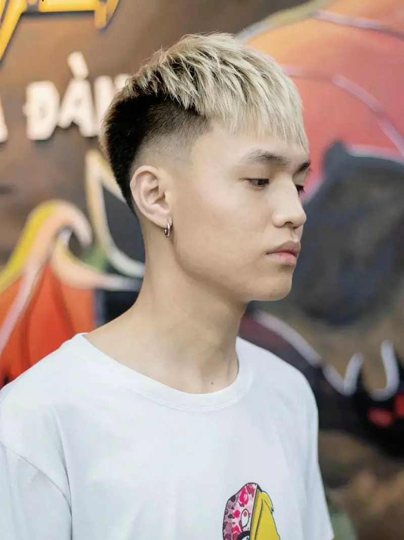 kiểu tóc layer bung 11