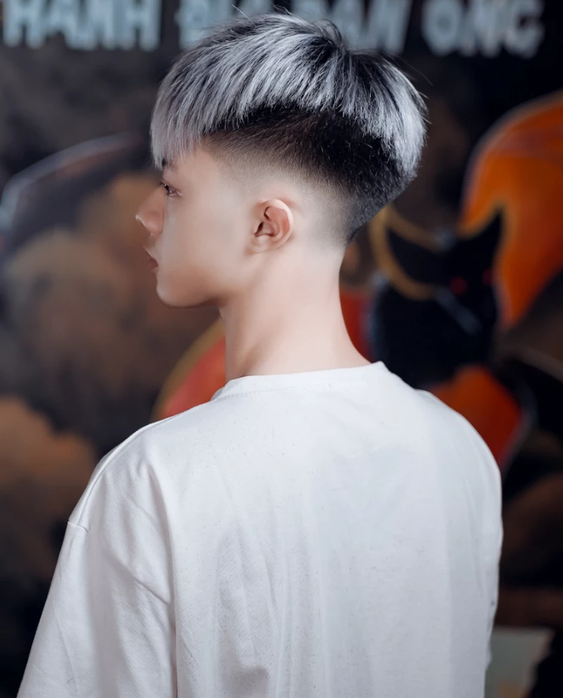 kiểu tóc layer bung 15