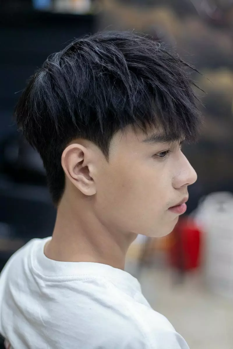 kiểu tóc layer bung 34