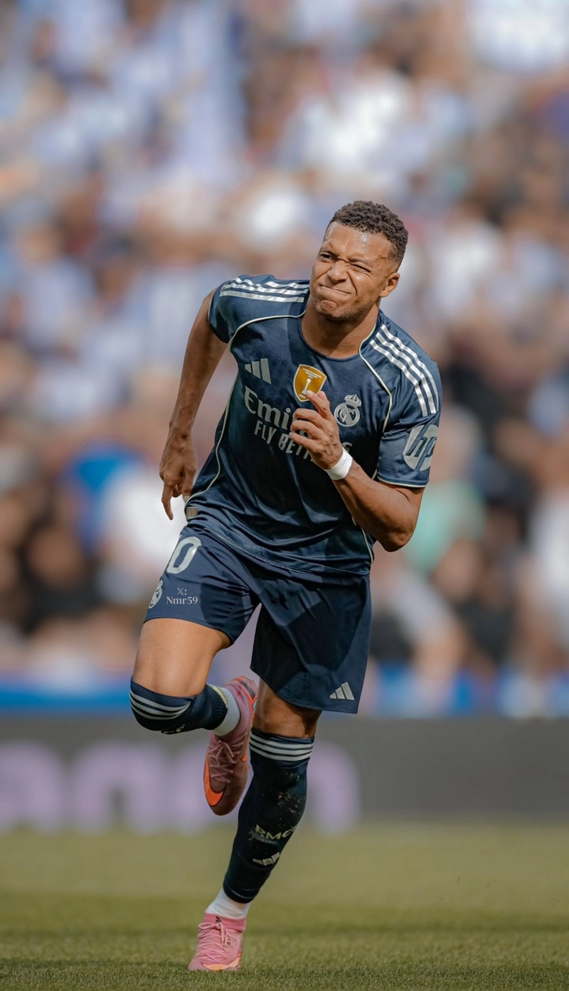 hình nền mbappe 2