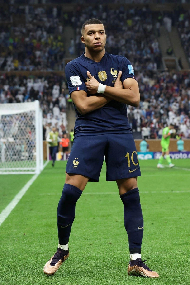 hình nền mbappe 23