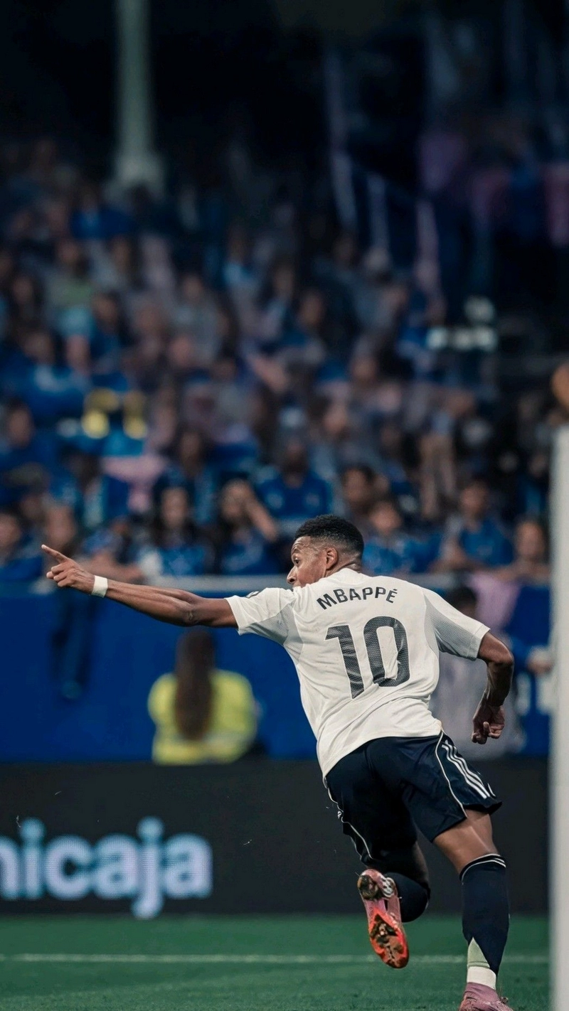 hình nền mbappe 41