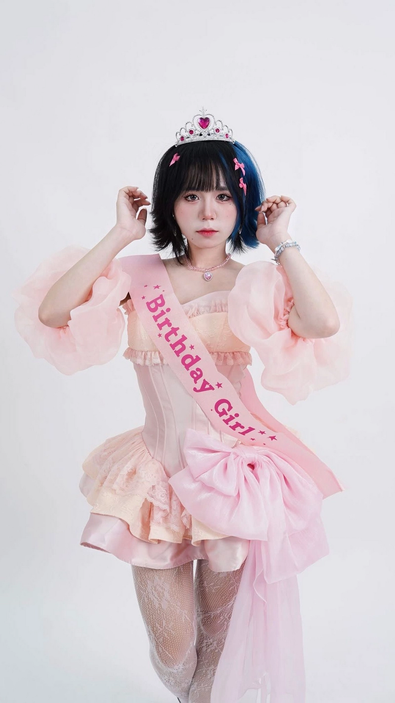 hình nền mèo simmy 4