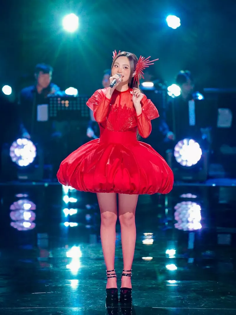 hình nền phương mỹ chi 16