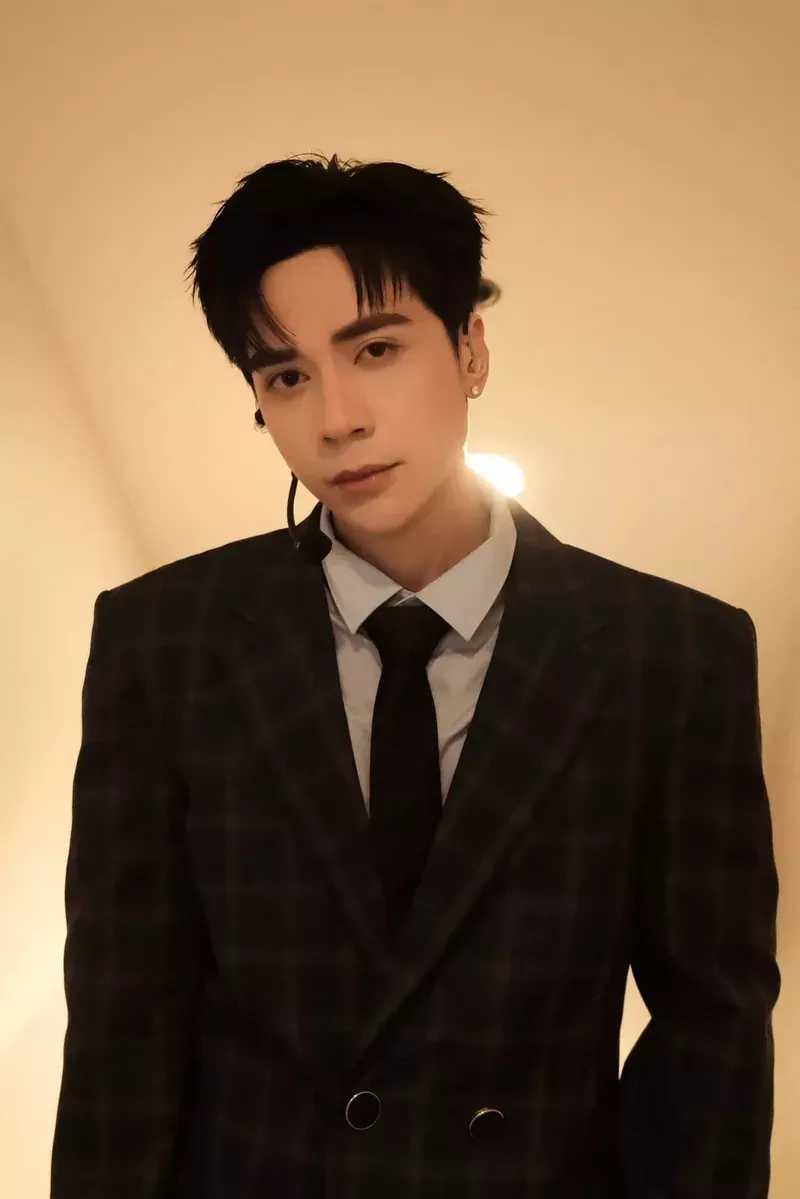 hình nền quang hùng masterd 49