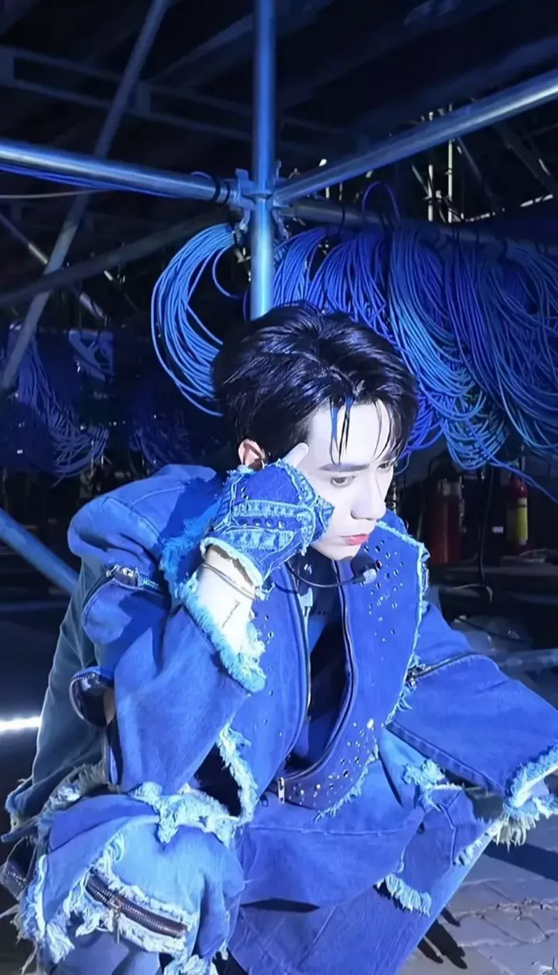 hình nền quang hùng masterd 7