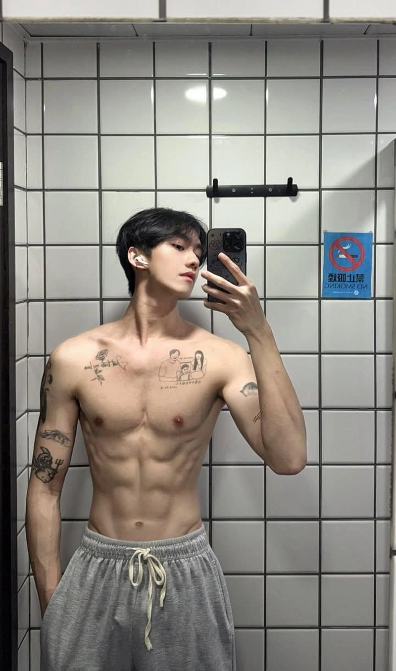 hình ảnh trai 6 múi 1