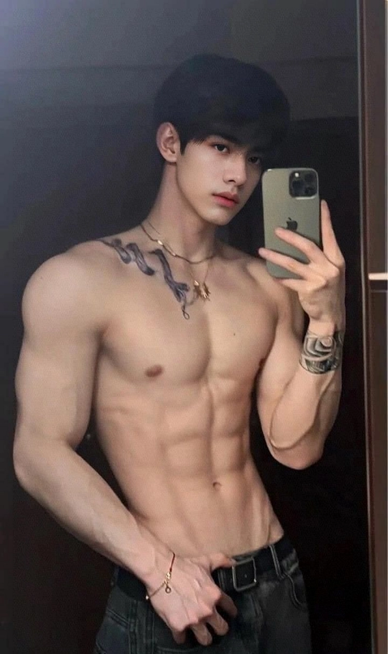 hình ảnh trai 6 múi 27