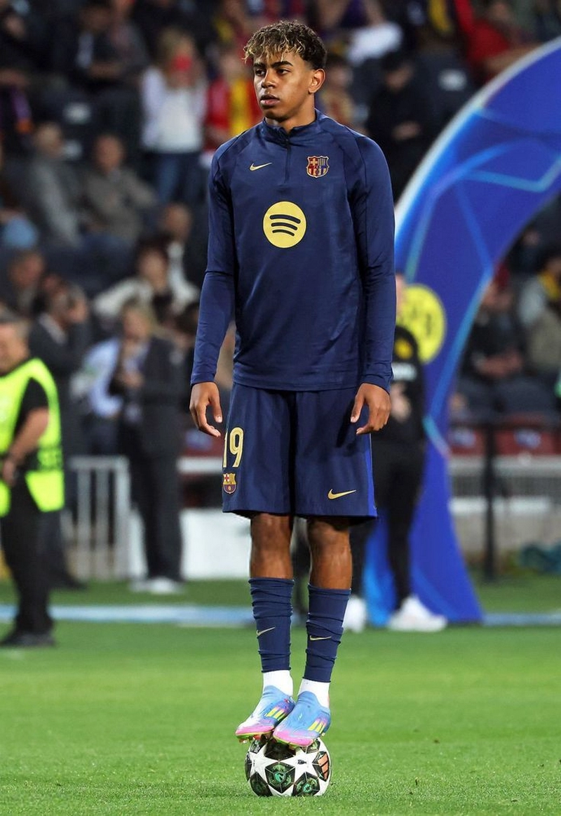 hình nền yamal 12