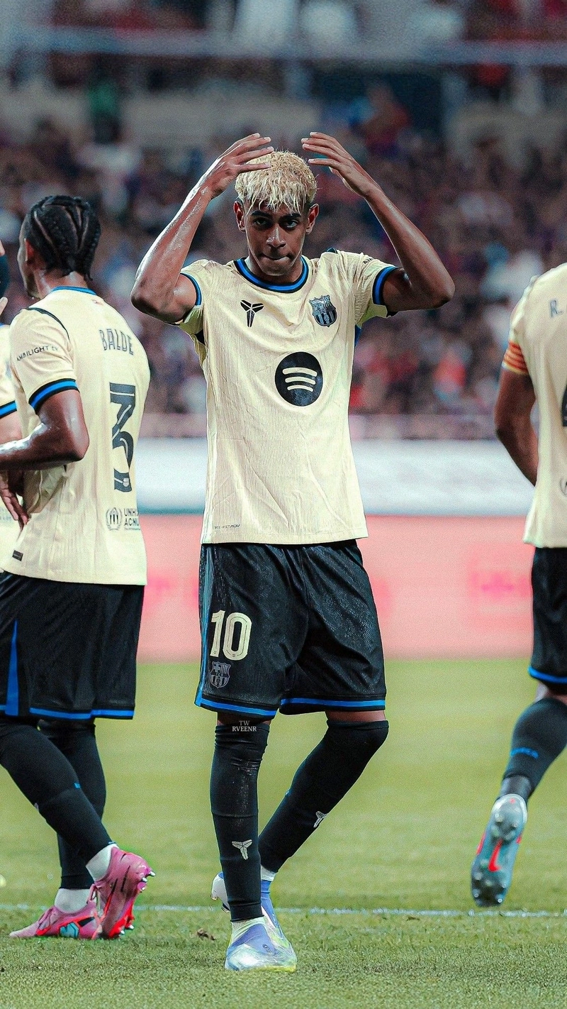 hình nền yamal 27