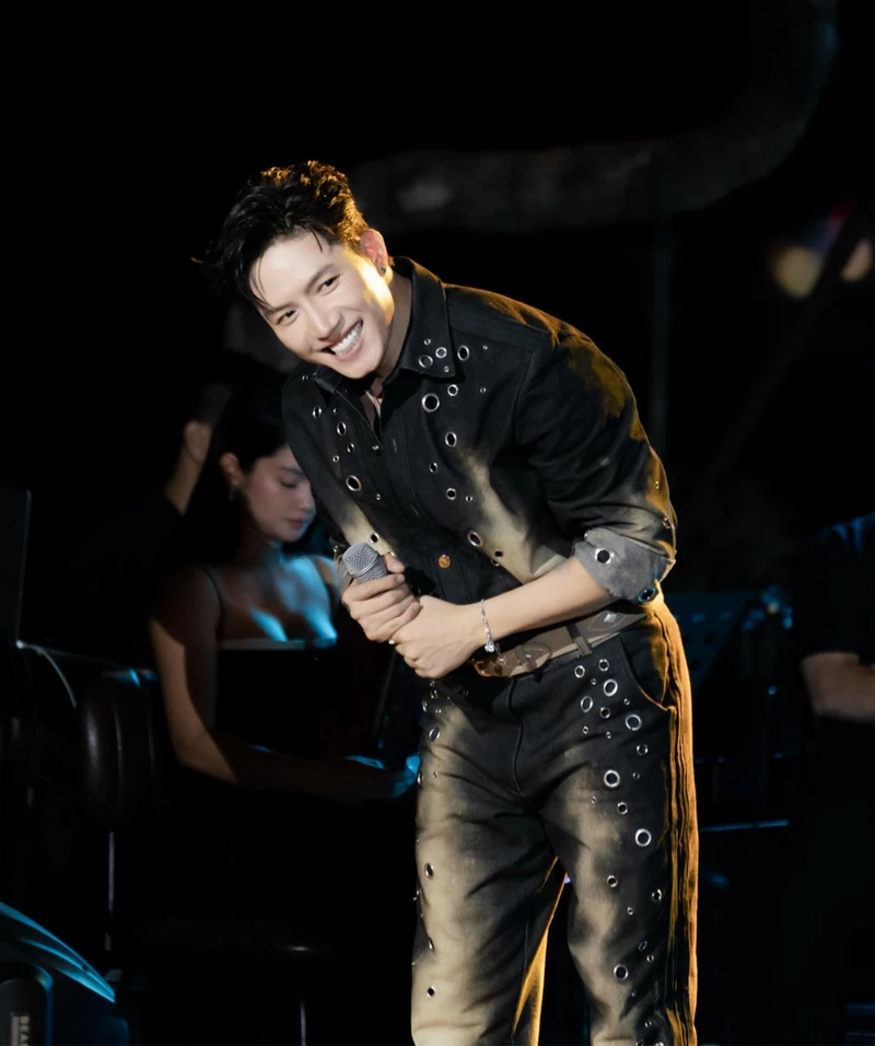 hình nền anh tú voi bản đôn 11