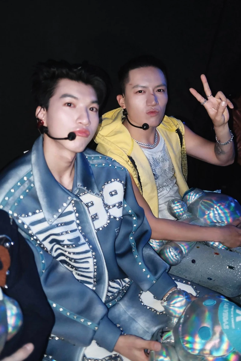 hình nền anh tú voi bản đôn 16