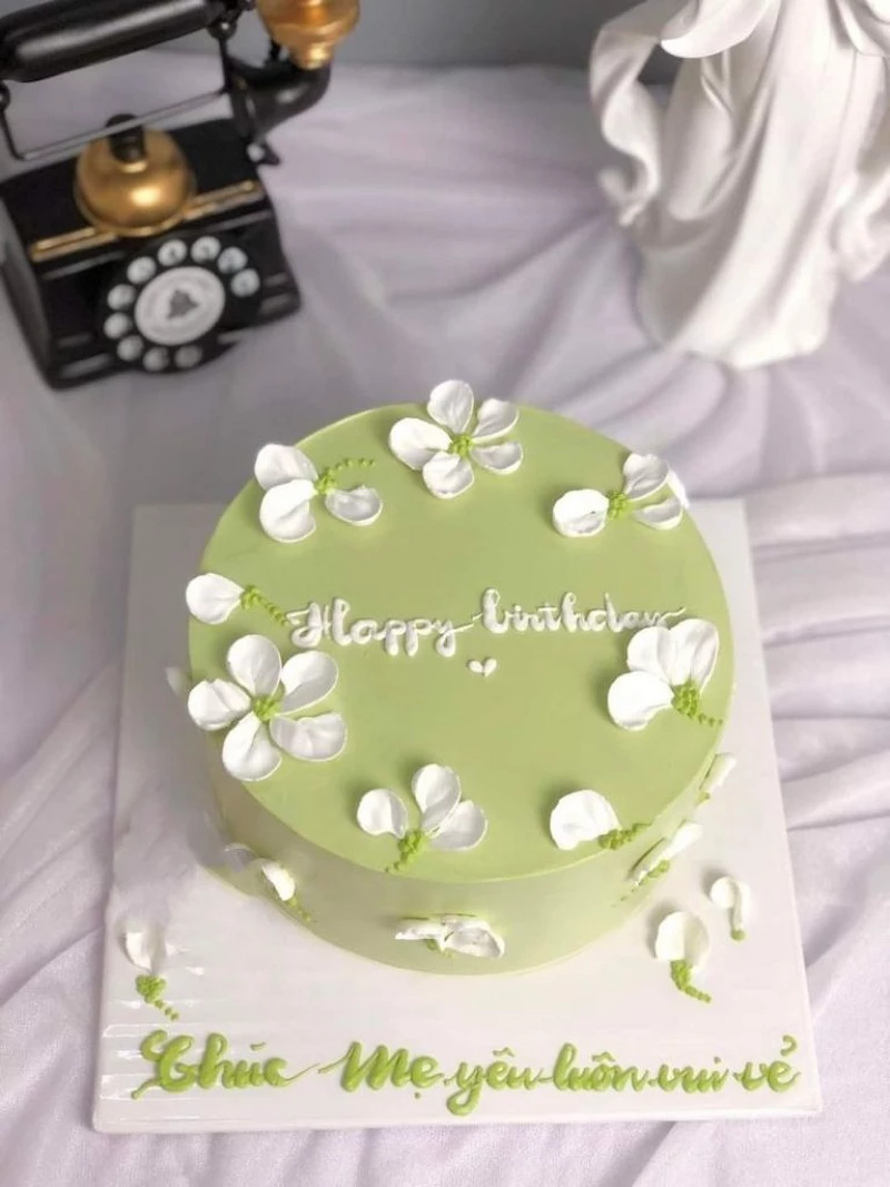 hình ảnh mẫu bánh kem đơn giản 23