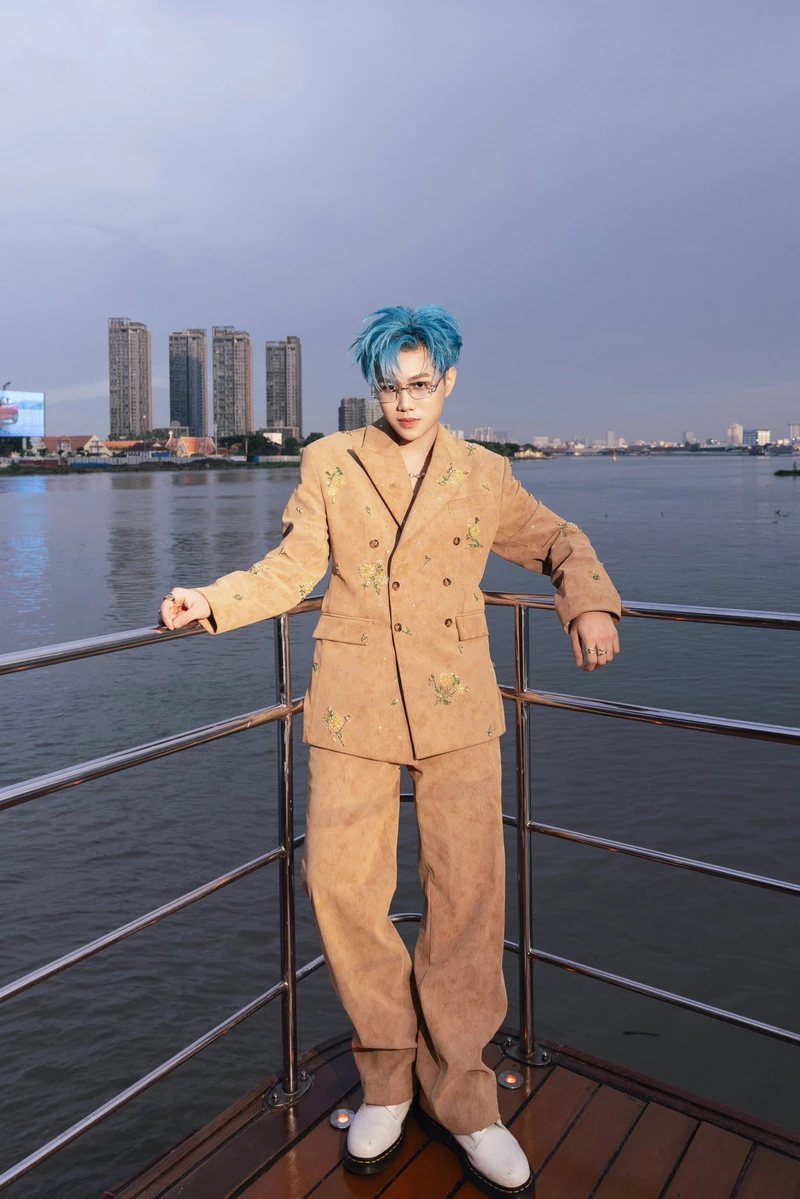 hình nền captain boy 19