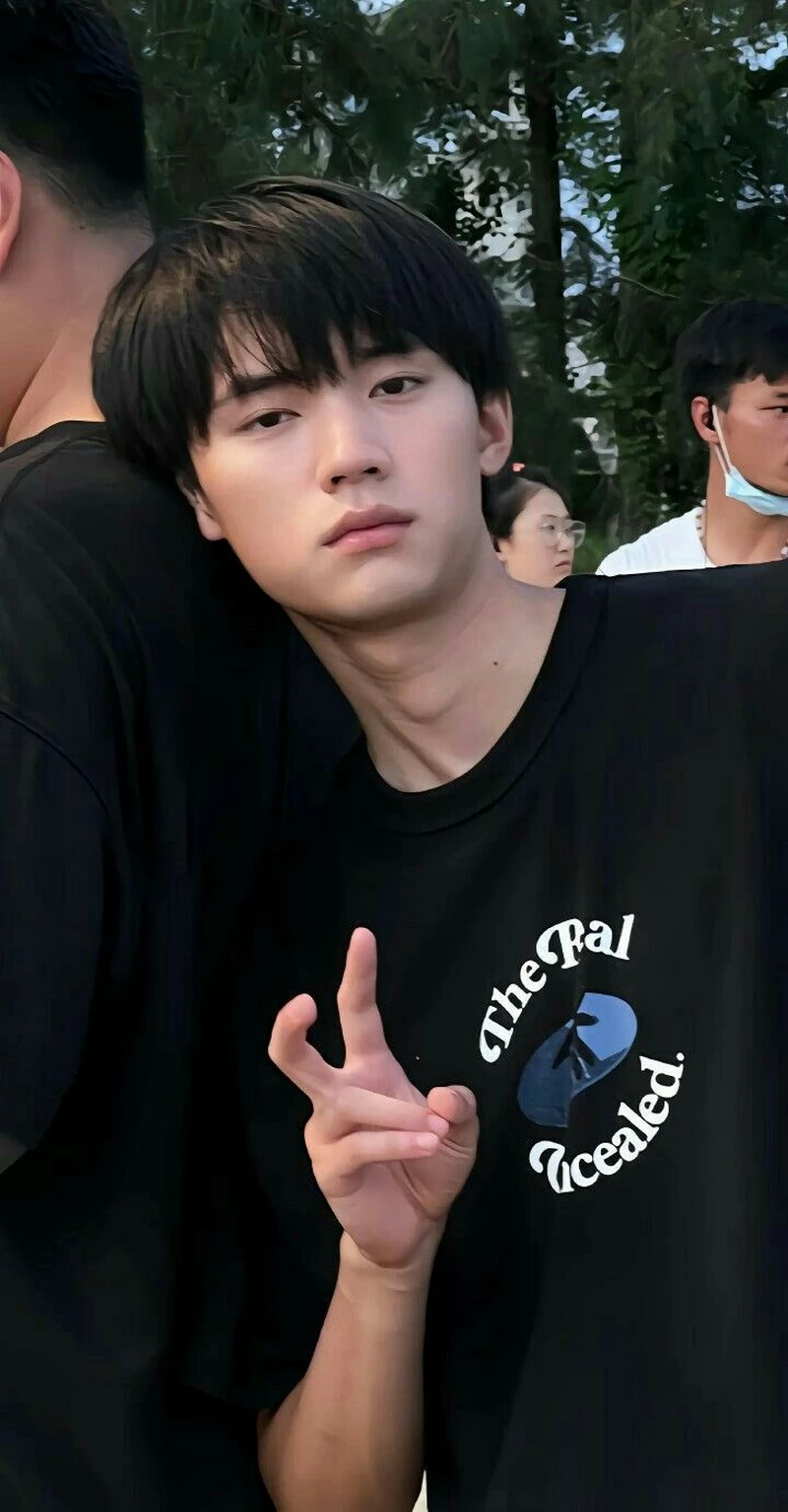 hình nền Chu Dực Nhiên 17