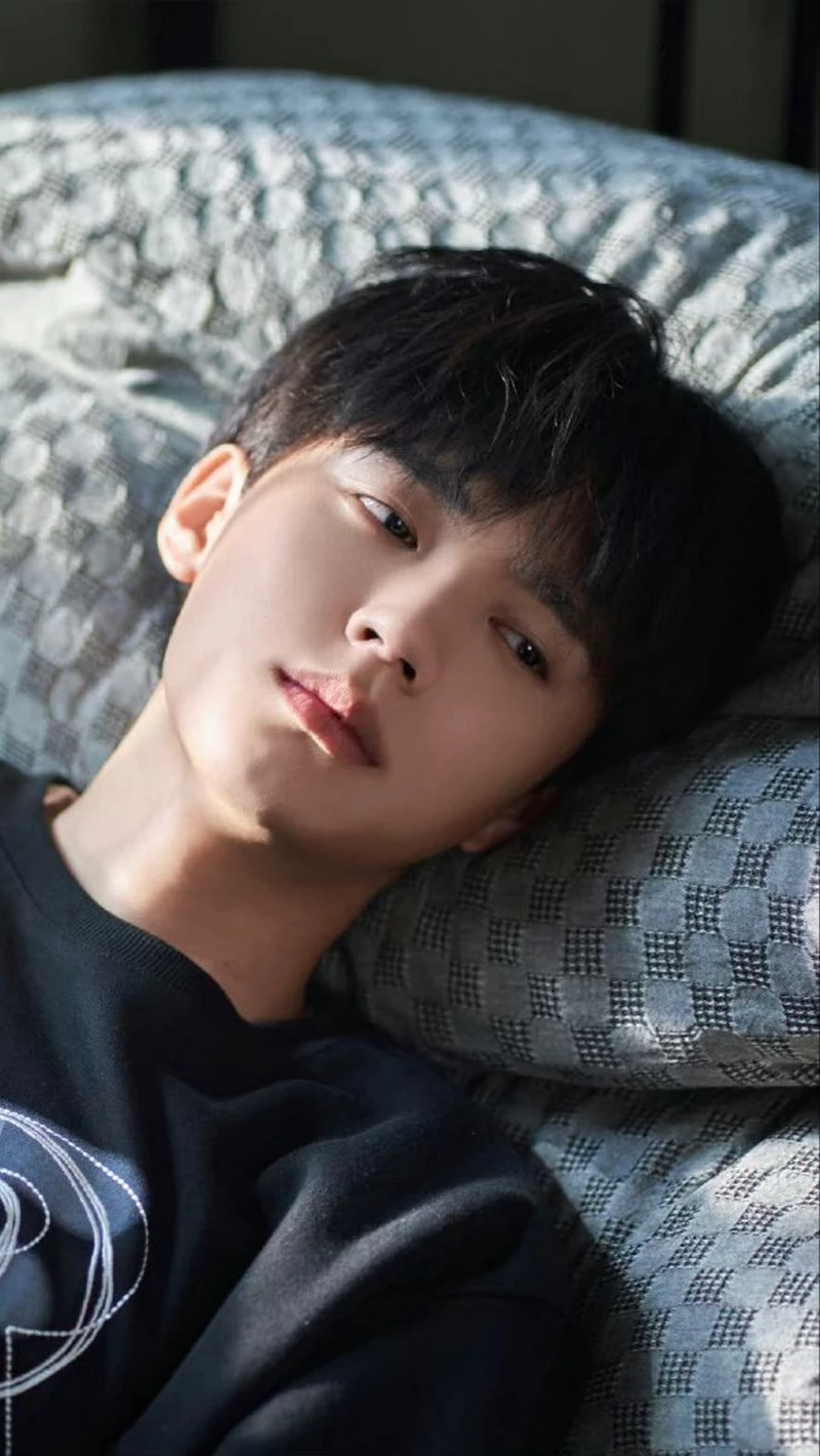 hình nền Chu Dực Nhiên 4