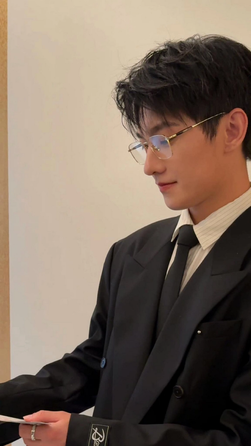 hình nền dương dương 30