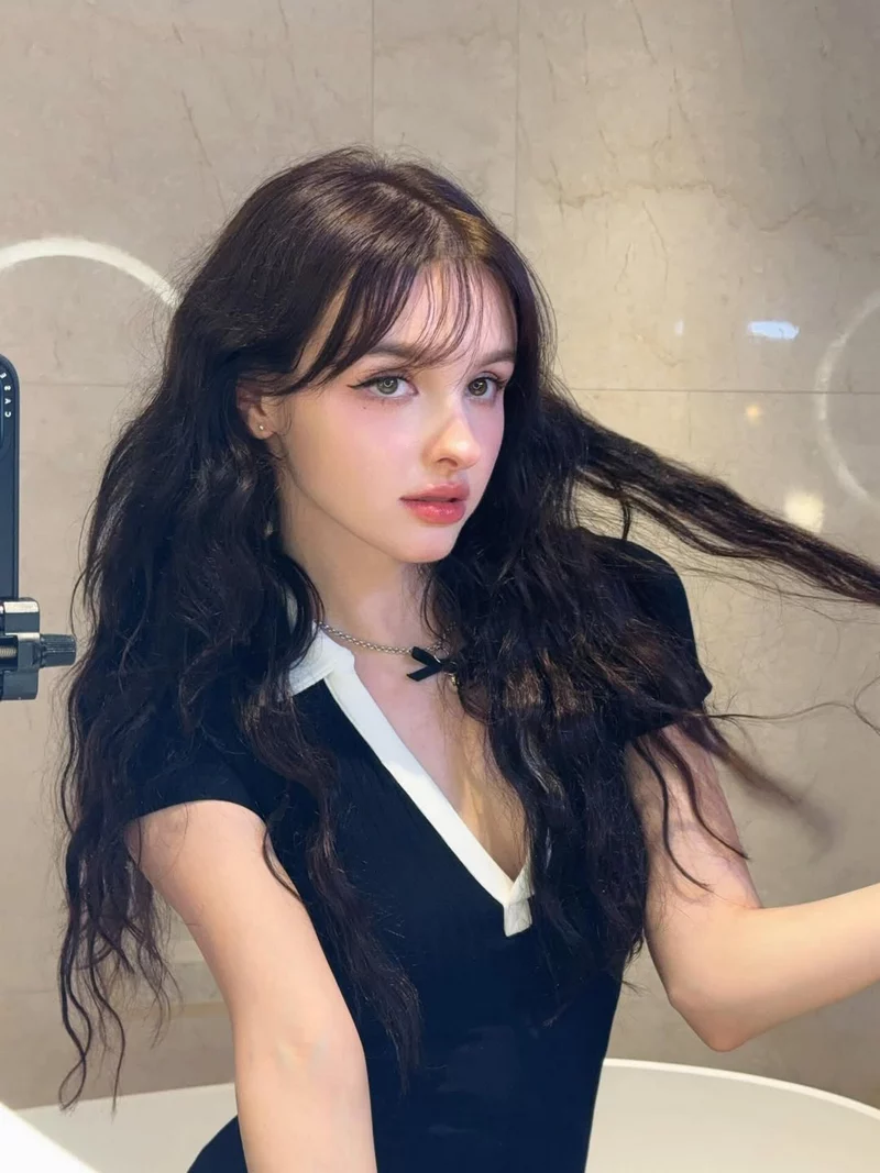 ảnh elina karimova 19