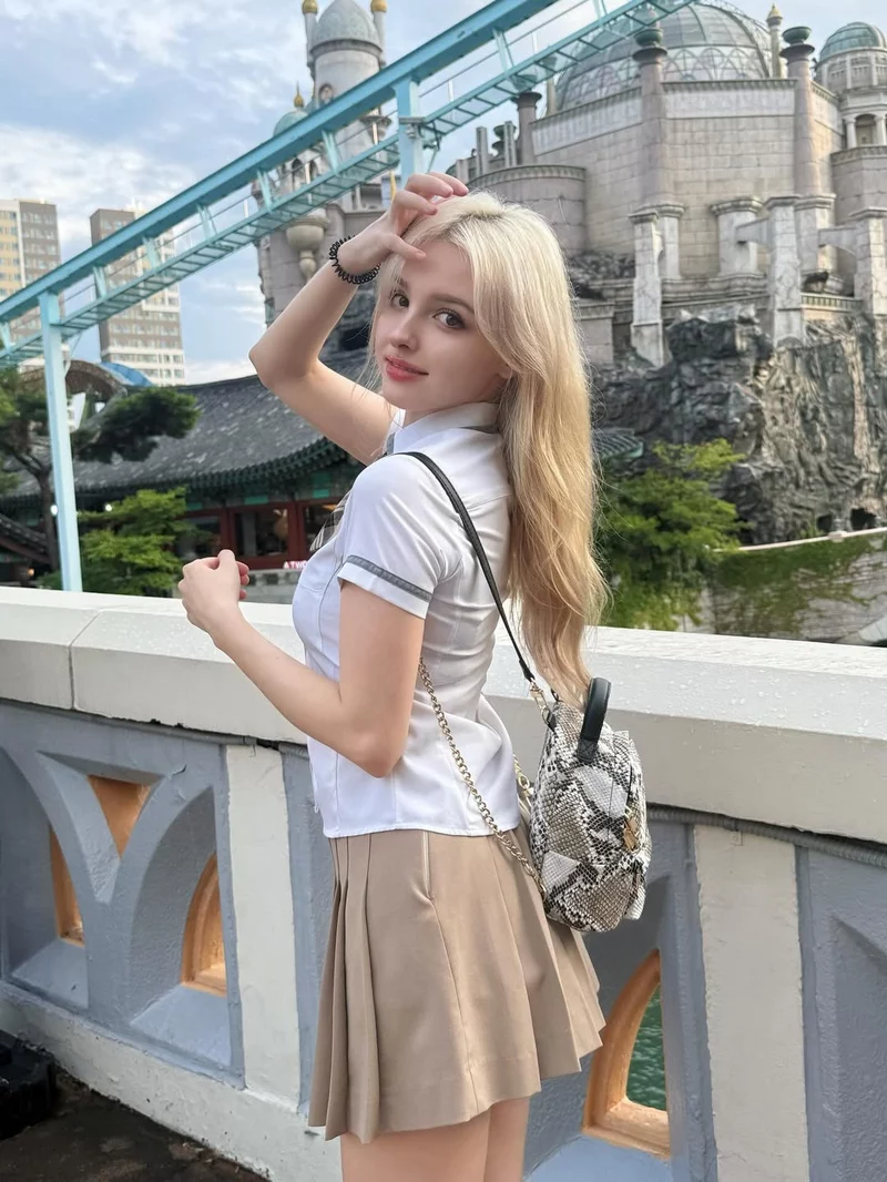 ảnh elina karimova 31