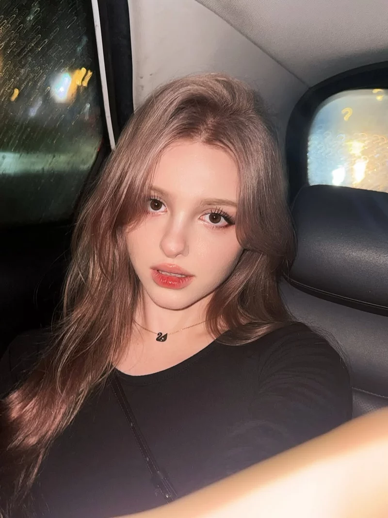 ảnh elina karimova 38