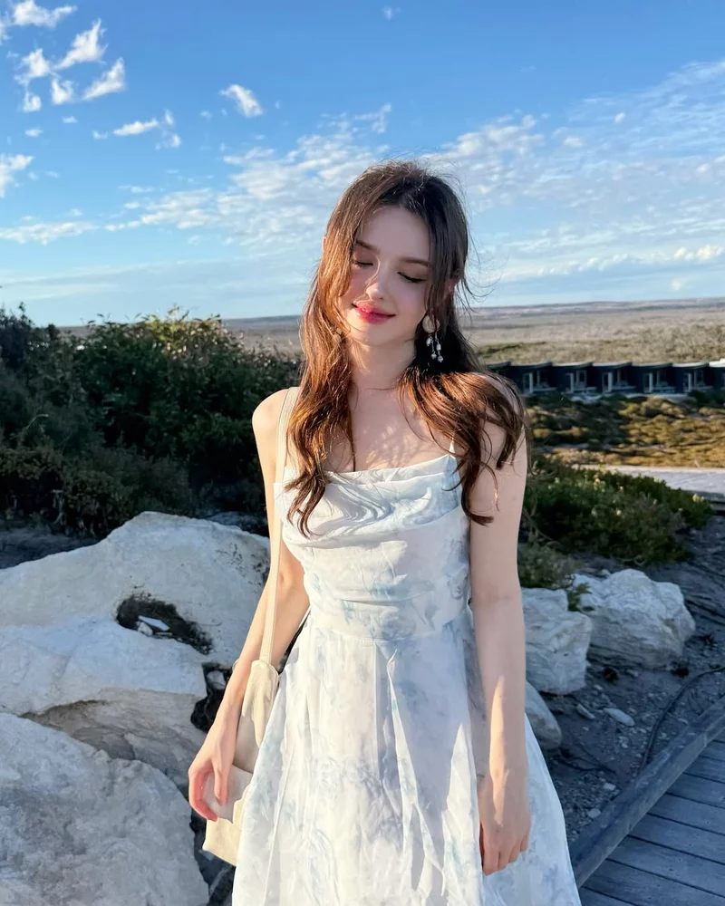 ảnh elina karimova 4