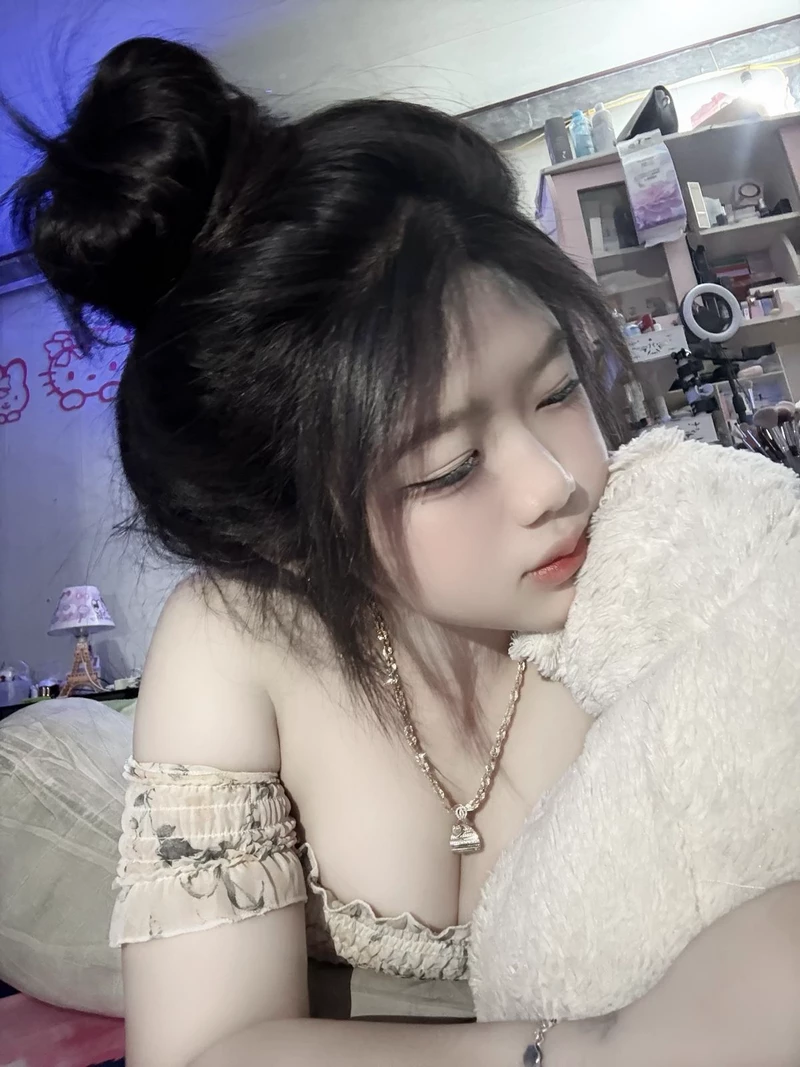 hình ảnh gái xinh 2k7 10