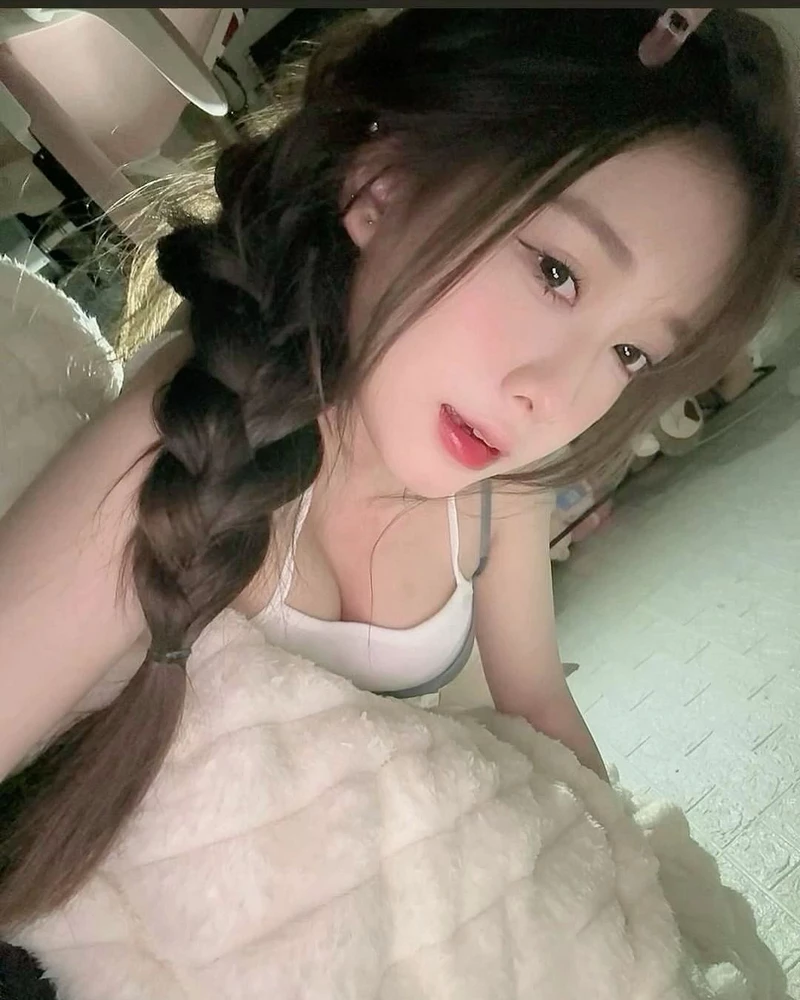 hình ảnh gái xinh 2k7 11