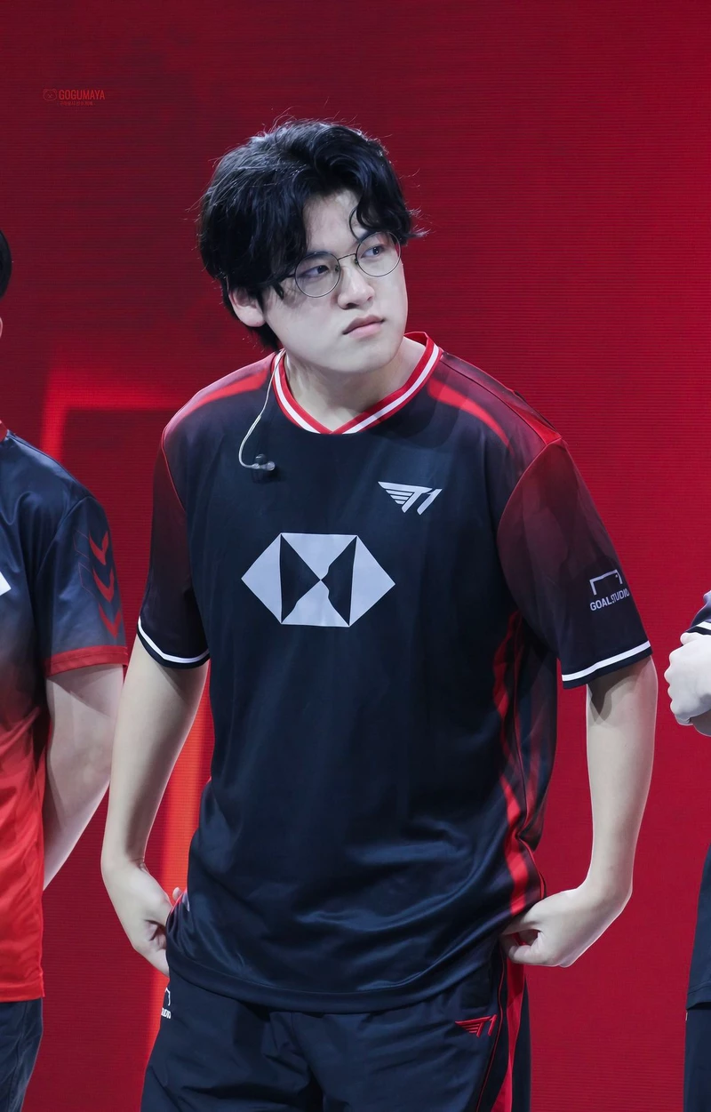 hình nền gumayusi 18